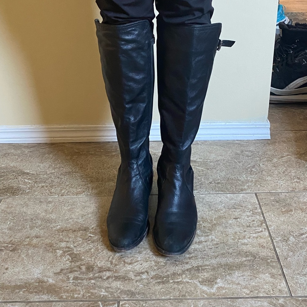 Coach boots
